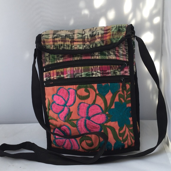 Handbags - Hippy Hobo Bag